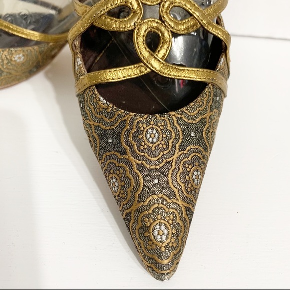 Max Studio Strappy Slingback Leather and Fabric Pointed Toe Fabric Covered Heels - Picture 6 of 12